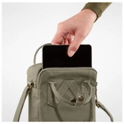 FJÄLLRÄVEN Kånken Sling - Umhängetasche -Campingserien Geschäft fjaellraeven kaanken sling umhaengetasche detail 6