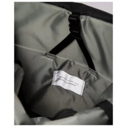 Sandqvist Louie 20 - Daypack -Campingserien Geschäft sandqvist louie 20 daypack detail 5